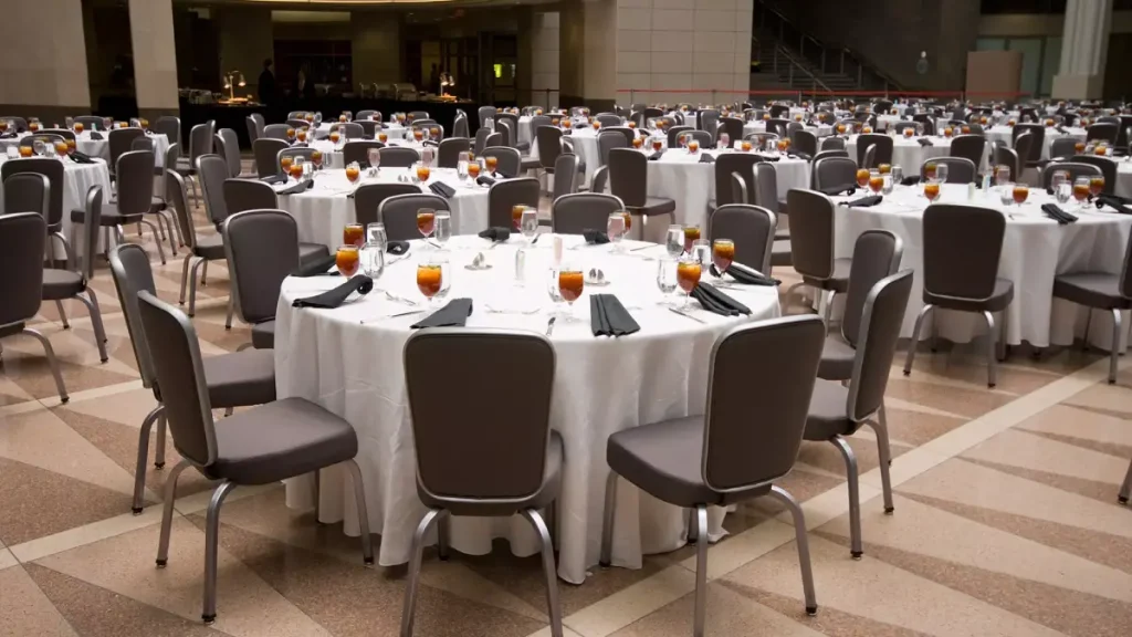 اجاره روزانه صندلی در تهران