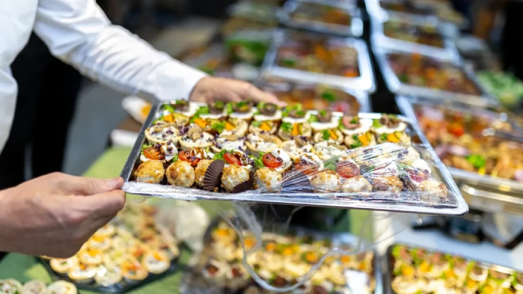 تفاوت بین تشریفات نمایشگاهی و خدمات پذیرایی