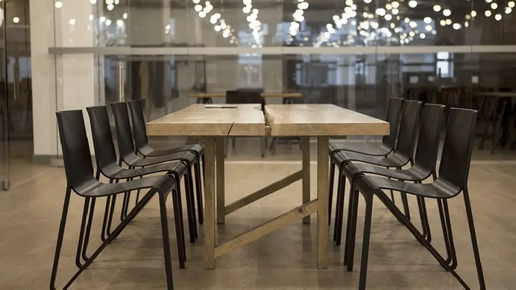 کرایه میز و صندلی در کرج 3 کرایه میز و صندلی در کرج