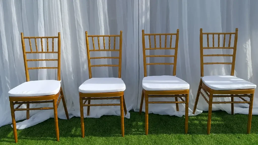 کرایه میز و صندلی در کرج 4 کرایه میز و صندلی در کرج