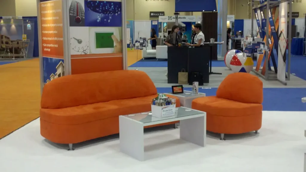 اجاره مبلمان نمایشگاهی برای غرفه (VIP) | اداری و راحتی 3 اجاره مبلمان نمایشگاهی