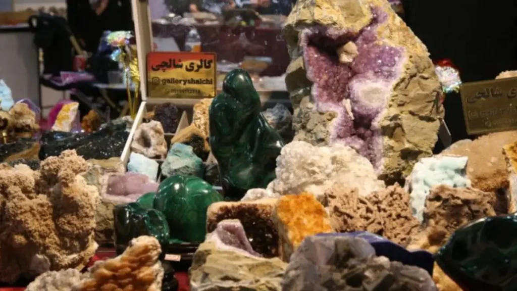 دومین نمایشگاه بین المللی گوهر سنگ ۱۴۰۴ 2 دومین نمایشگاه بین المللی گوهر سنگ ۱۴۰۴