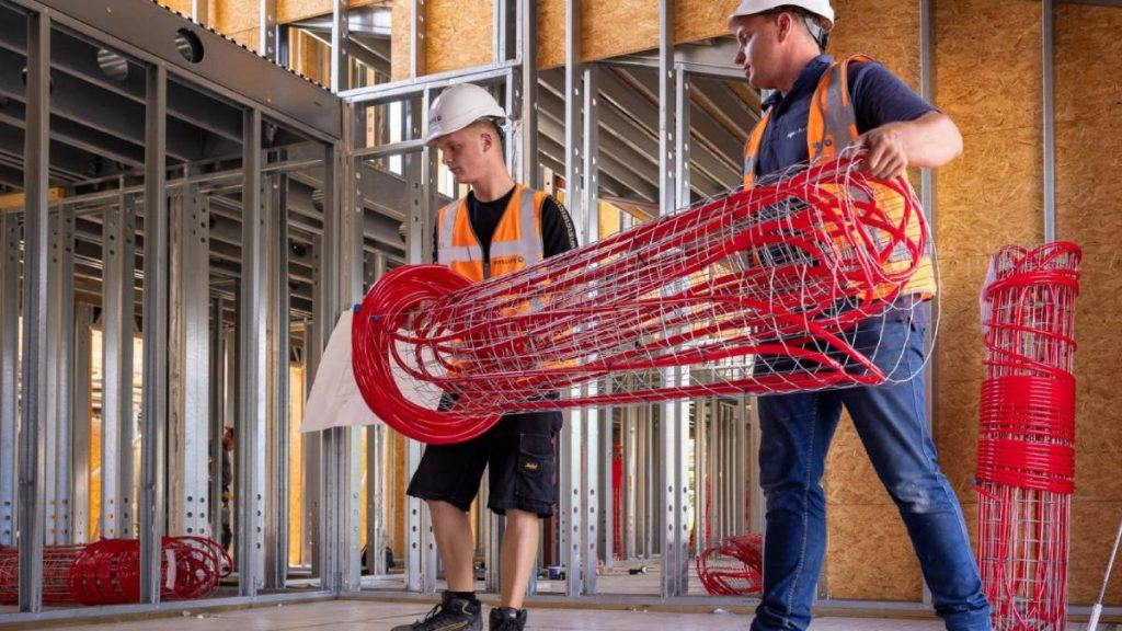 غرفه ساز کیست و چه وظایفی بر عهده دارد؟ 2 غرفه ساز کیست؟